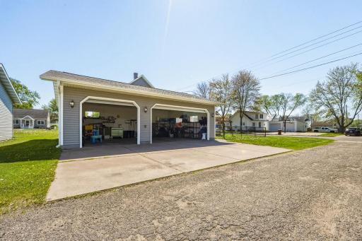 1833 Kranzfelder Street, Bloomer, WI 54724