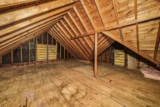 1833 Kranzfelder Street, Bloomer, WI 54724