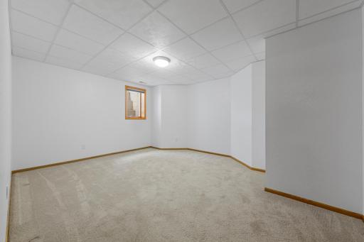 1203 Northridge Drive, Lakefield, MN 56150