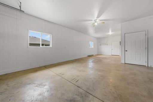1203 Northridge Drive, Lakefield, MN 56150