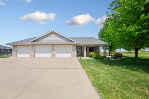 1203 Northridge Drive, Lakefield, MN 56150