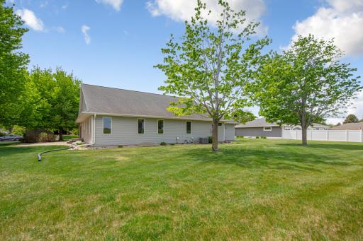 1203 Northridge Drive, Lakefield, MN 56150
