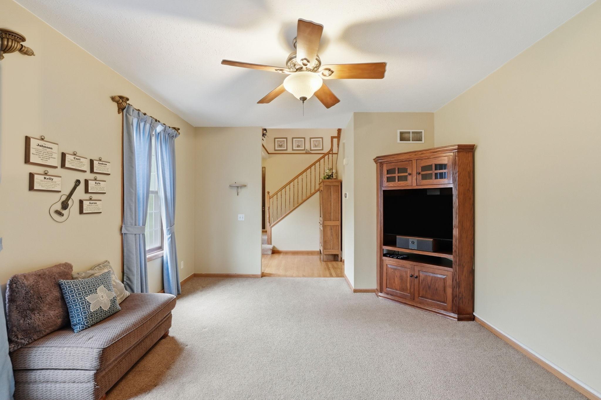 Sitting Room/Living Room