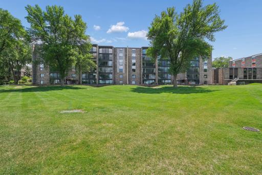 1077 Sibley Memorial Highway, 504, Saint Paul, MN 55118