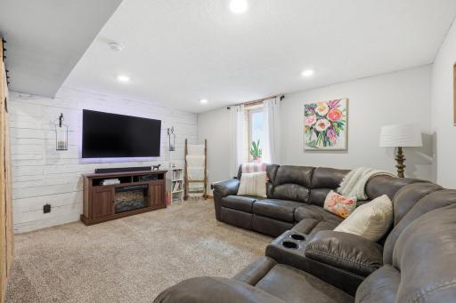 224 Elm Street W, Detroit Lakes, MN 56501