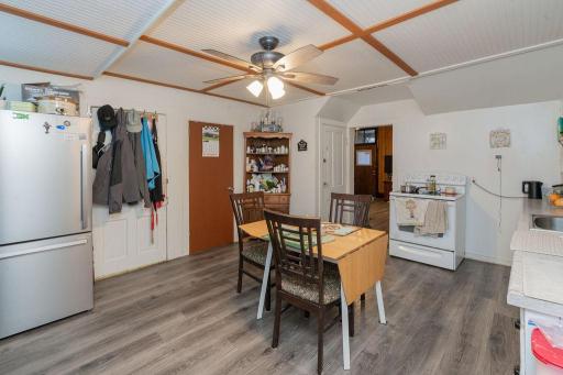 28 Main Street W, Richmond, MN 56368