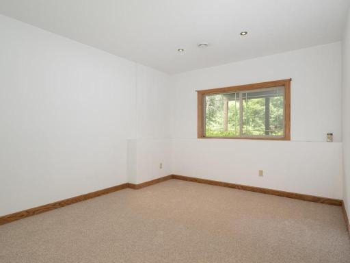 19407 Yukon Street NW, Cedar, MN 55011