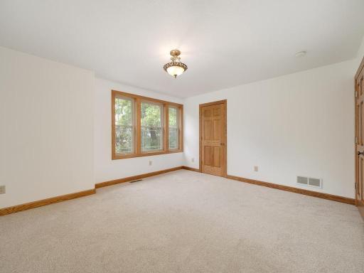 19407 Yukon Street NW, Cedar, MN 55011