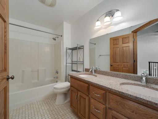 19407 Yukon Street NW, Cedar, MN 55011