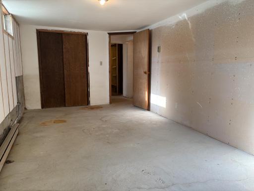 25494 Heilberger Lane, Erhard, MN 56534