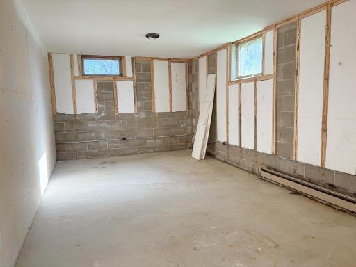 25494 Heilberger Lane, Erhard, MN 56534