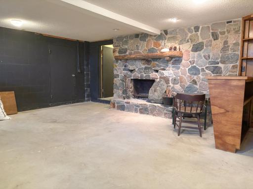 25494 Heilberger Lane, Erhard, MN 56534