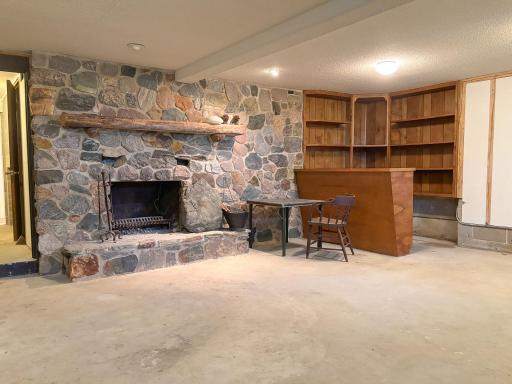 25494 Heilberger Lane, Erhard, MN 56534