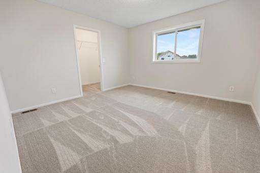 551 Knollwood Street W, Annandale, MN 55302