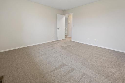 551 Knollwood Street W, Annandale, MN 55302