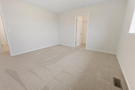 551 Knollwood Street W, Annandale, MN 55302