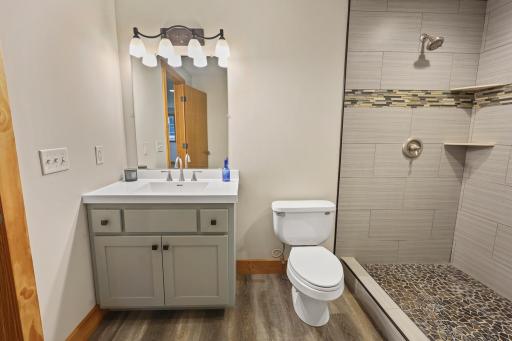 551 Knollwood Street W, Annandale, MN 55302