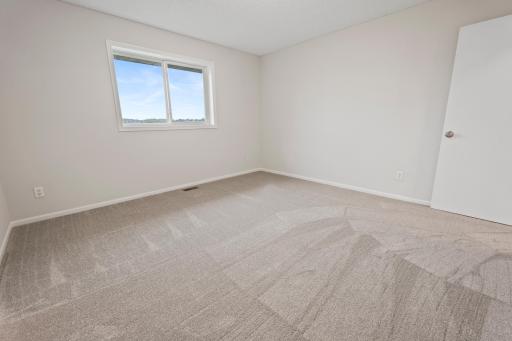 551 Knollwood Street W, Annandale, MN 55302