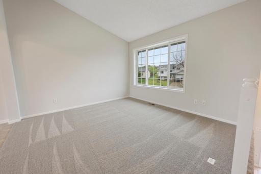 551 Knollwood Street W, Annandale, MN 55302