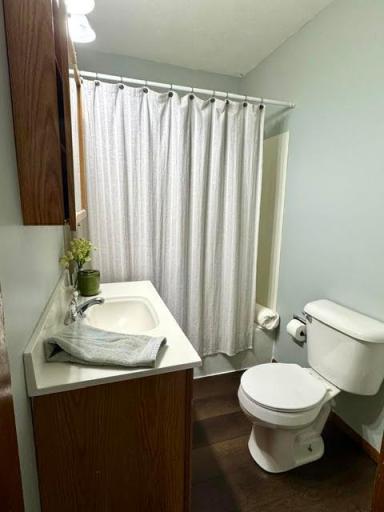 206 Elm Avenue SE, Montgomery, MN 56069