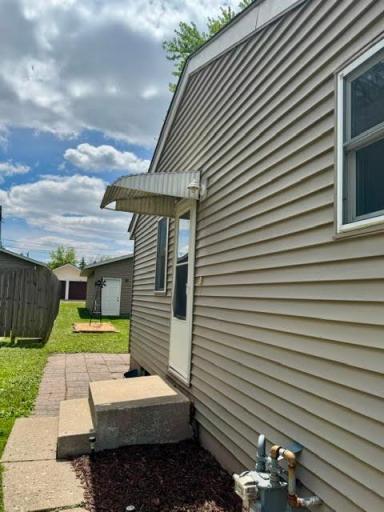 206 Elm Avenue SE, Montgomery, MN 56069