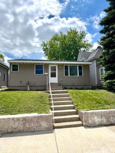 206 Elm Avenue SE, Montgomery, MN 56069