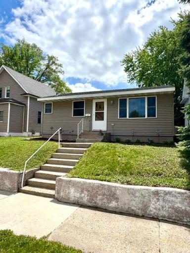 206 Elm Avenue SE, Montgomery, MN 56069