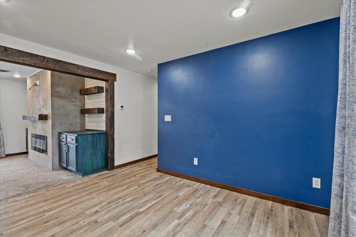 13-Dinging Room to Living Room.jpg