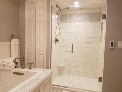 952 Ottawa Avenue, Saint Paul, MN 55118