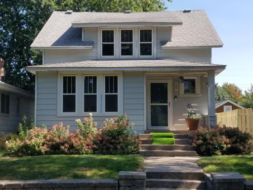 952 Ottawa Avenue, Saint Paul, MN 55118