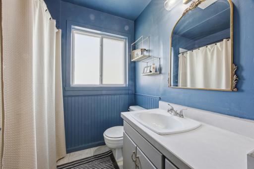 1707 6th Avenue S, Fargo, ND 58103