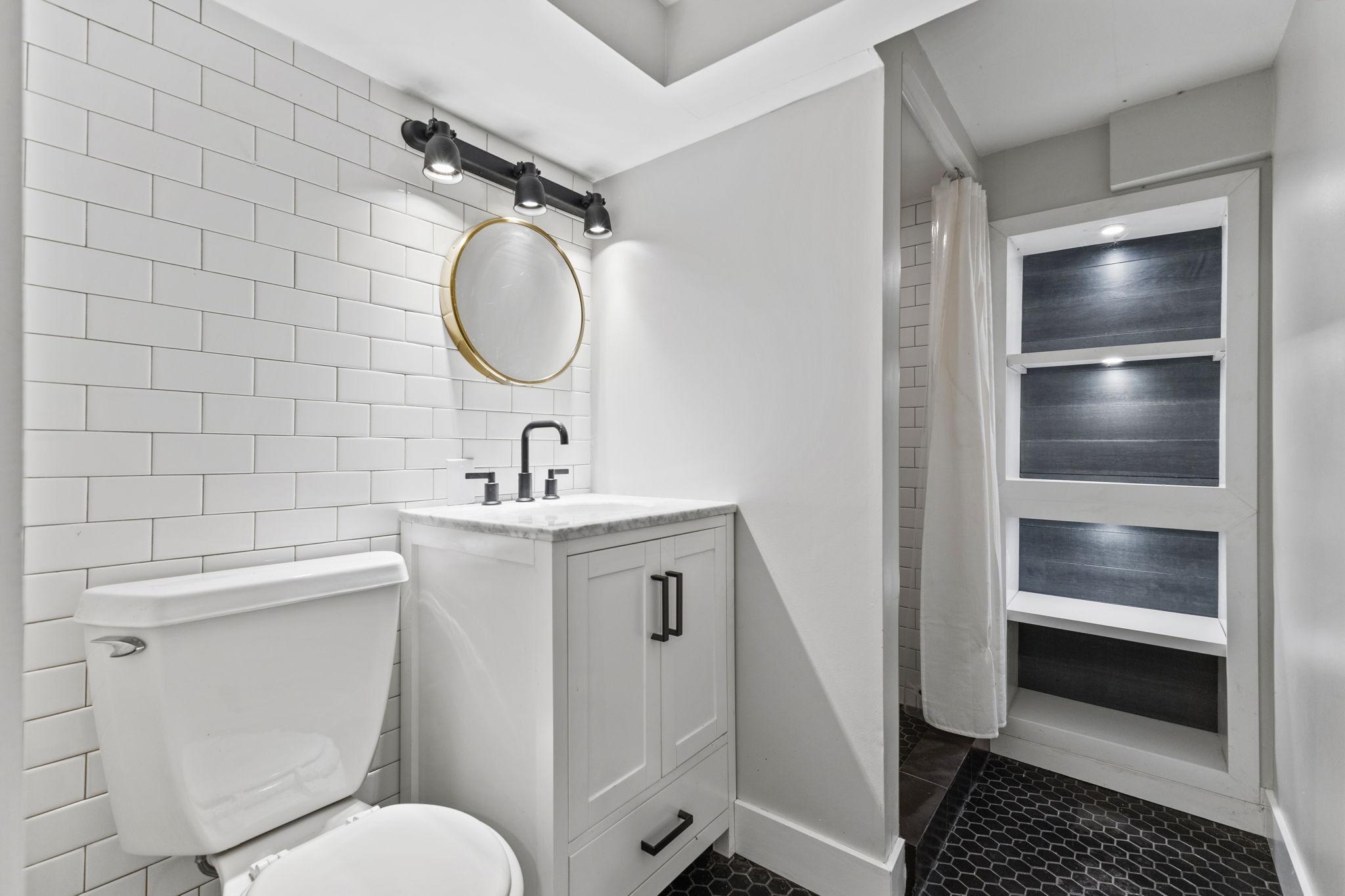 Vivid Spaces_6245 Irving Ave S_29.jpg