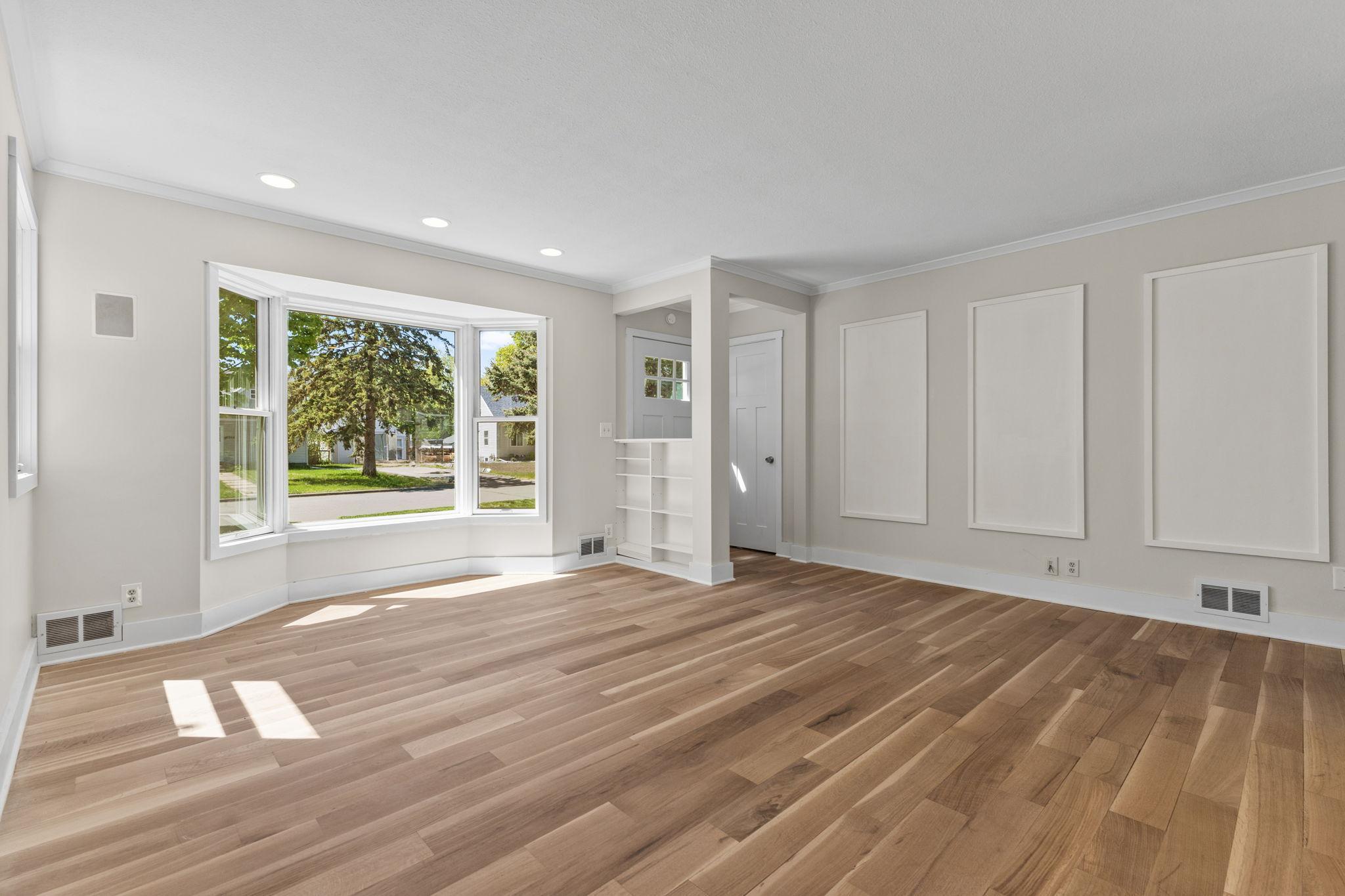 Vivid Spaces_6245 Irving Ave S_07.jpg