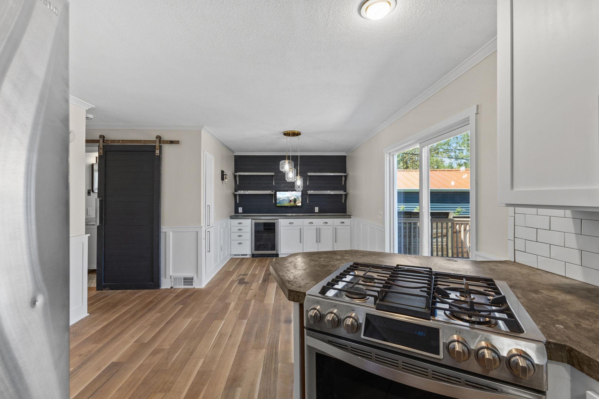 Vivid Spaces_6245 Irving Ave S_14.jpg
