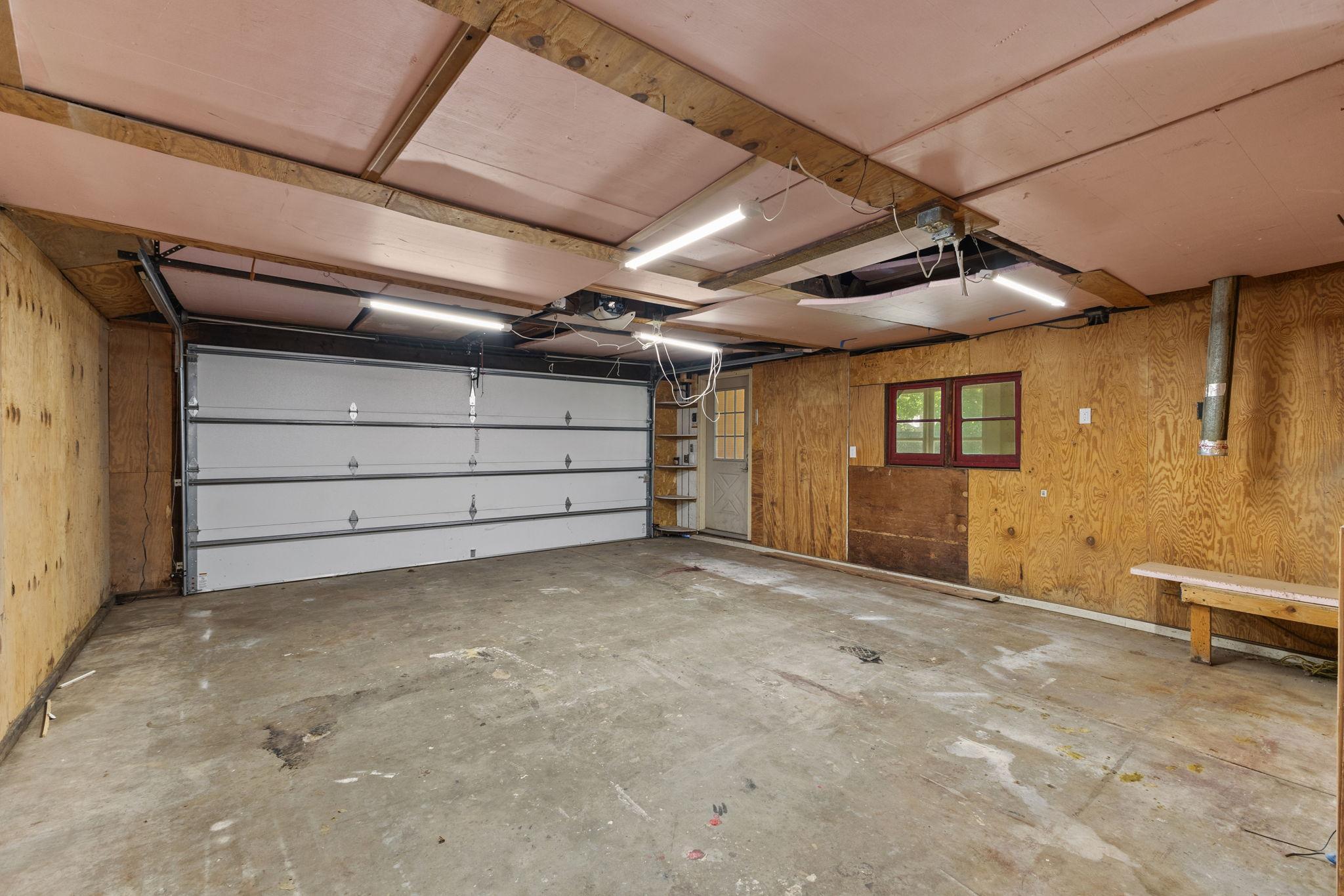 Vivid Spaces_6245 Irving Ave S_33.jpg