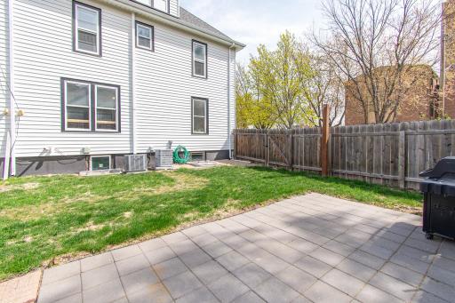 203 7th Street S, Moorhead, MN 56560