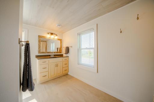 5976 County Road 141, Saint Cloud, MN 56301