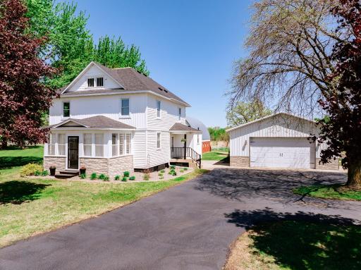 5976 County Road 141, Saint Cloud, MN 56301