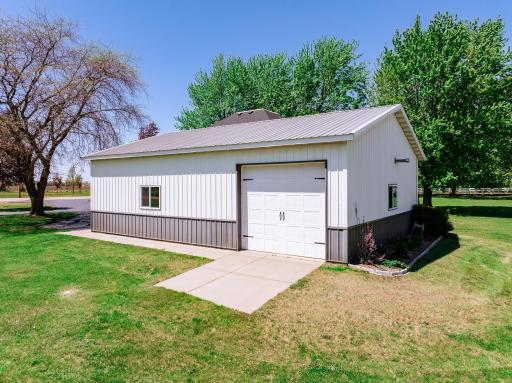 5976 County Road 141, Saint Cloud, MN 56301