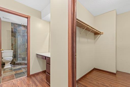 669 Windtree Knolls, Saint Paul, MN 55123