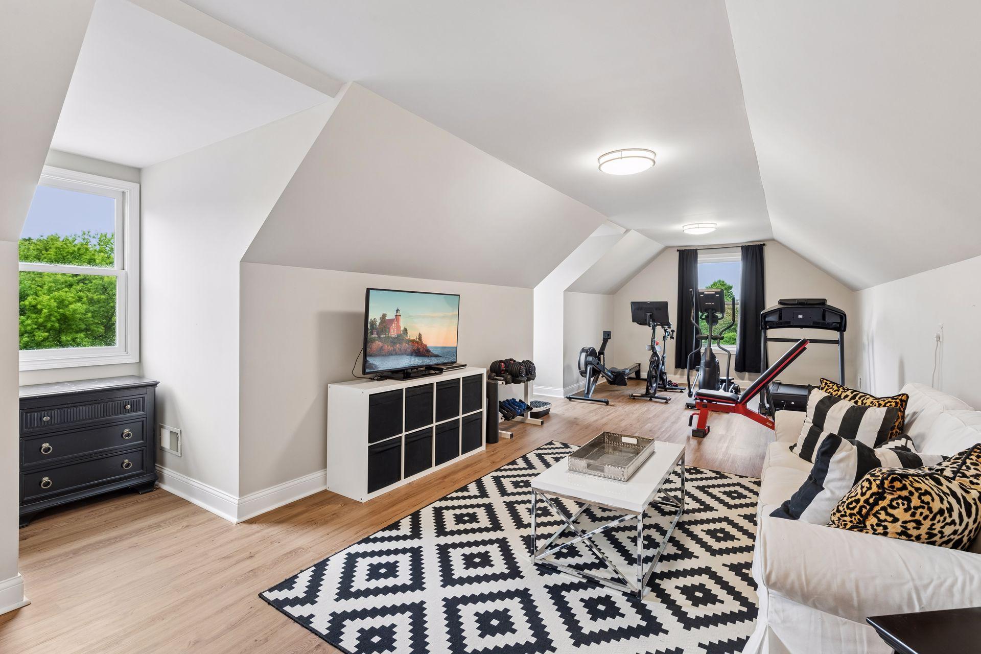 The massive bonus room makes for a great exercise room among other uses...