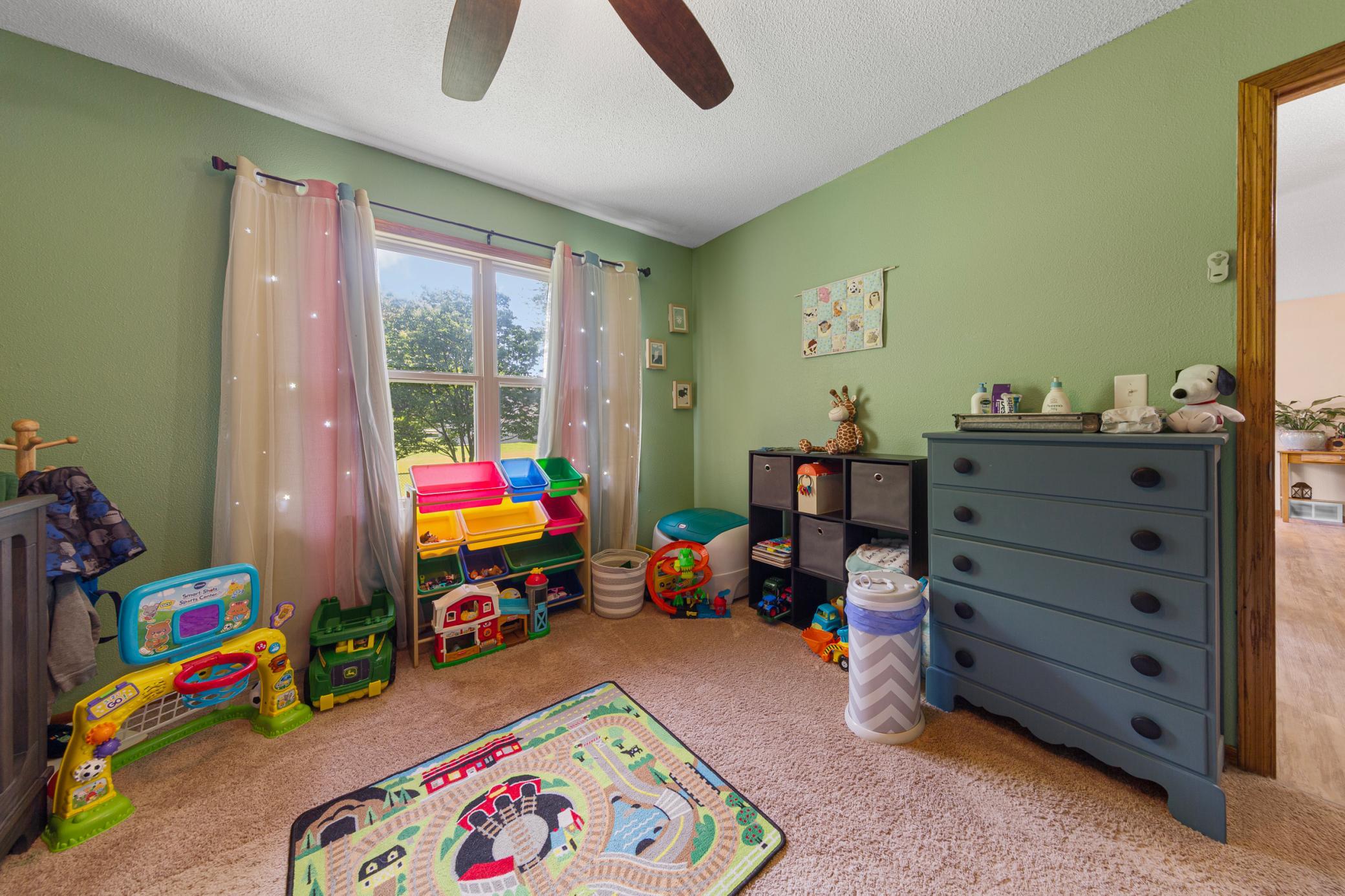 20 bedroom 1.jpg