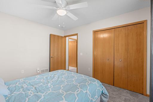 31-web-or-mls-9120 Prairieview Ln N-31.jpg