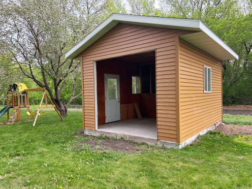451 2nd Street N, Wood Lake, MN 56297
