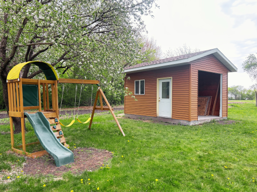 451 2nd Street N, Wood Lake, MN 56297
