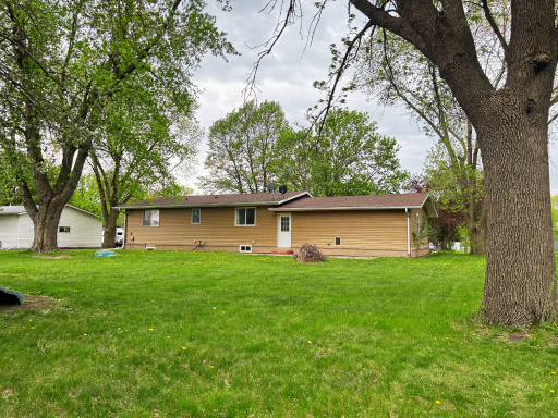 451 2nd Street N, Wood Lake, MN 56297