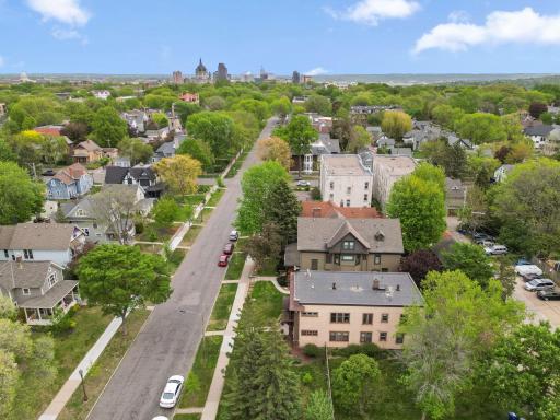 586 Ashland Avenue, 2, Saint Paul, MN 55102