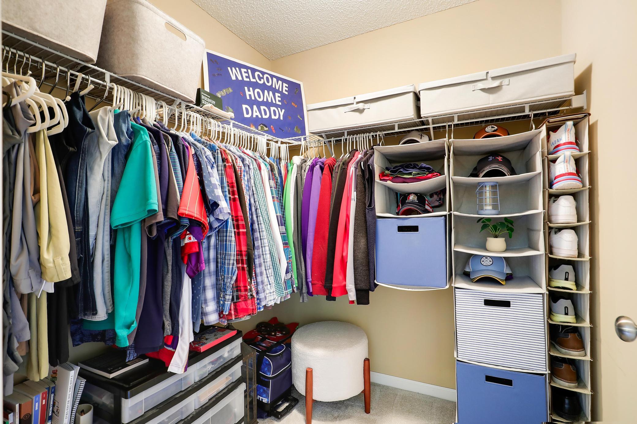 Duel walk in closets in primary bedroom
