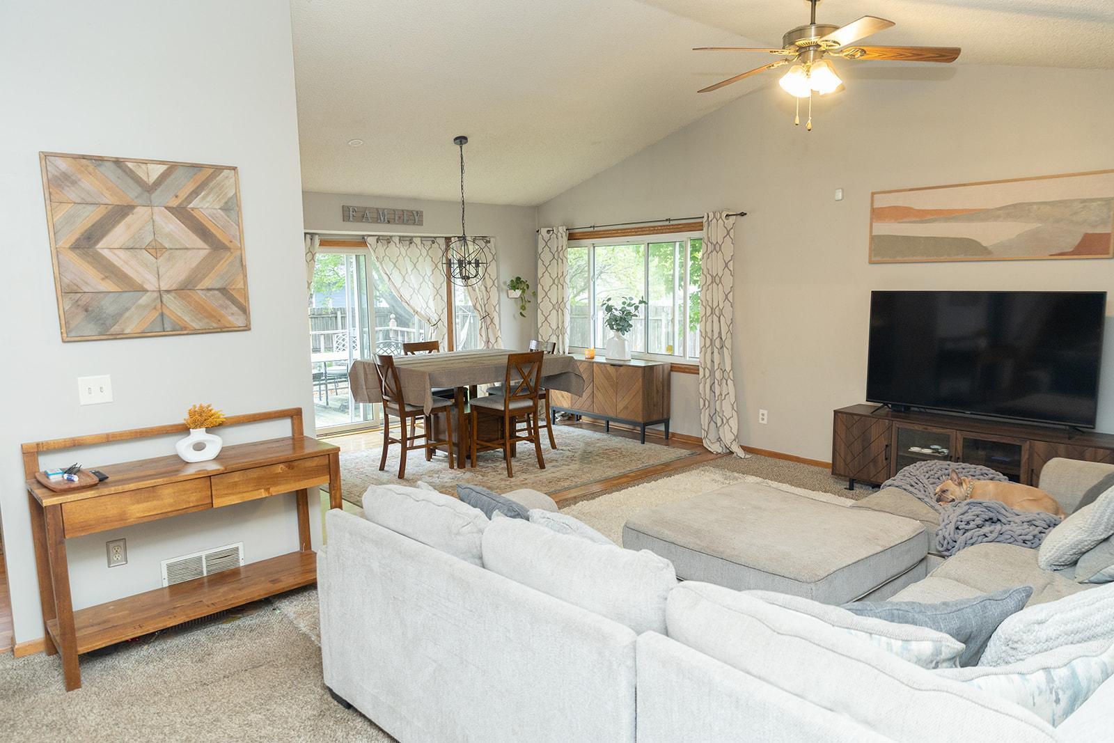 Spacious main floor