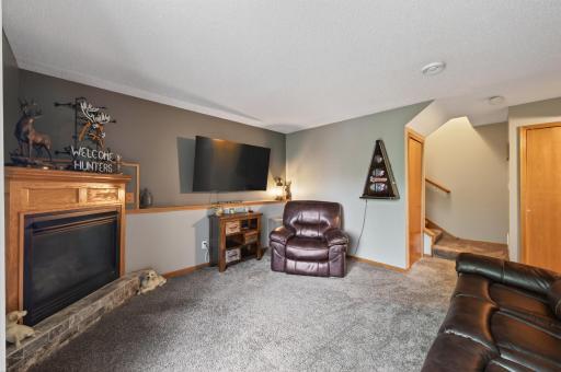 5135 Farnham Drive N, Hugo, MN 55038